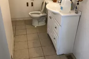 22 Home St, Worcester, MA 01609 - Photo 5