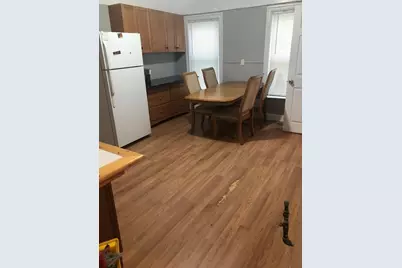 21 Dix St, Worcester, MA 01609 - Photo 5