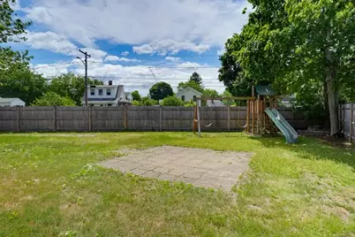 2 Frances Rd, Burlington, MA 01803 - Photo 3