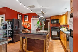 192 Wentworth Ave, Lowell, MA 01852 - Photo 11
