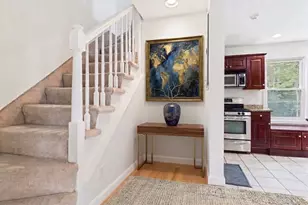 32 Sciarappa St, Cambridge, MA 02141 - Photo 9