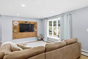 91 Bunker Hill Pkwy, West Boylston, MA 01583 - Photo 9