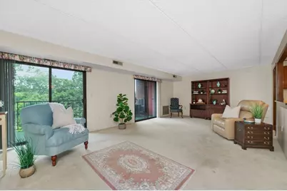 146 Marble St #404, Stoneham, MA 02180 - Photo 5