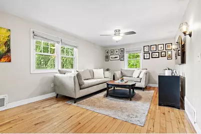 7 Intervale St, Woburn, MA 01801 - Photo 13