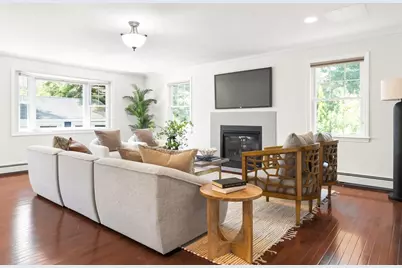 13 Avon St, Natick, MA 01760 - Photo 15