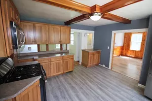 18 Bolton Pl, Bridgewater, MA 02324 - Photo 5