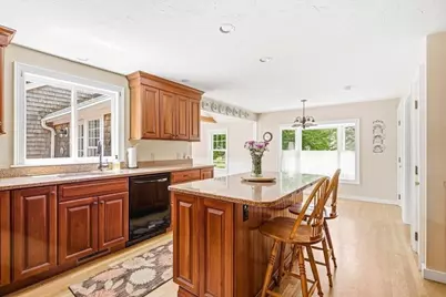 411 High St, Pembroke, MA 02359 - Photo 7