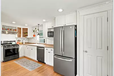 45 Highland St, Northbridge, MA 01588 - Photo 7