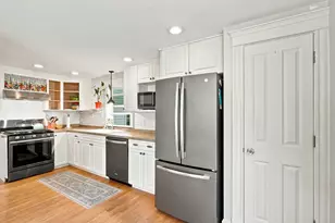 45 Highland St, Northbridge, MA 01588 - Photo 7