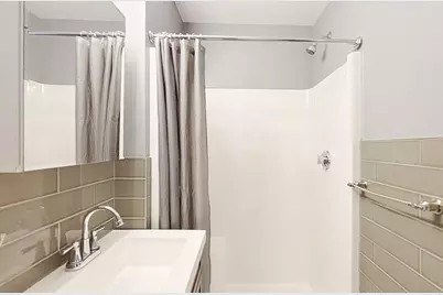 1043 Winthrop Ave, Revere, MA 02151 - Photo 9