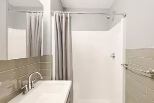 1043 Winthrop Ave, Revere, MA 02151 - Photo 9