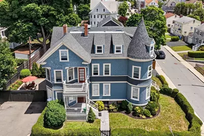25 Weyanoke Street, Boston, MA 02124 - Photo 5