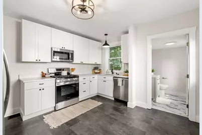 47 Elliott St, Beverly, MA 01915 - Photo 11