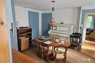 43 Summer St, Barre, MA 01005 - Photo 15