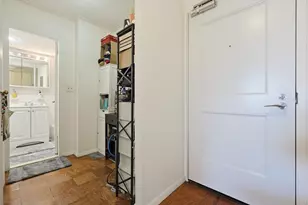 6 Whittier Pl, Boston, MA 02114 - Photo 13