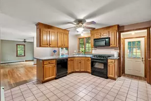 24 Ryders Ln, Marshfield, MA 02050 - Photo 11