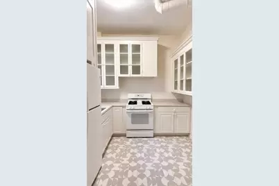 8 Fairfield St #2, Boston, MA 02116 - Photo 5