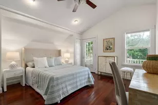 11 Priscilla Rd, Boston, MA 02135 - Photo 7