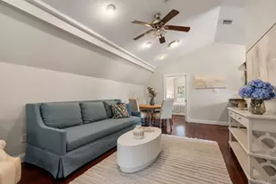 11 Priscilla Rd, Boston, MA 02135 - Photo 11