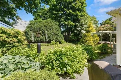 94 Lovett St, Beverly, MA 01915 - Photo 35
