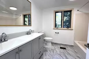 6 Oakland Cir, Wellesley, MA 02481 - Photo 11