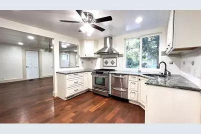6 Oakland Circle, Wellesley, MA 02481 - Photo 7