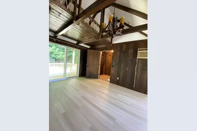 30 Beechmont St, Worcester, MA 01609 - Photo 3