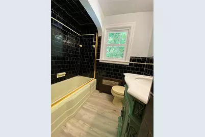 30 Beechmont St, Worcester, MA 01609 - Photo 13