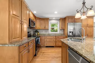 28 Birch Rd, Andover, MA 01810 - Photo 9