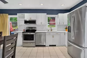 187 Stevens St, Marlborough, MA 01752 - Photo 3
