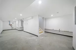 20 Wentworth St, Boston, MA 02124 - Photo 31