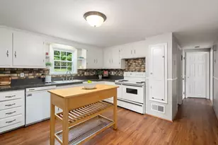 1 Korch Ave, Dudley, MA 01571 - Photo 11