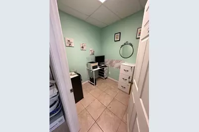 386 Cambridge St, Burlington, MA 01803 - Photo 7