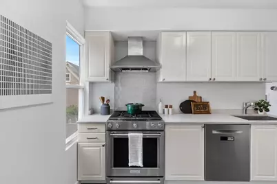 7 Mountain Ave #2, Somerville, MA 02143 - Photo 13