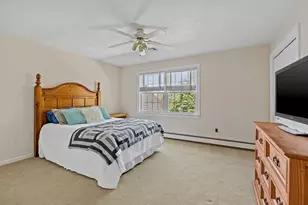 117 South St, Upton, MA 01568 - Photo 17