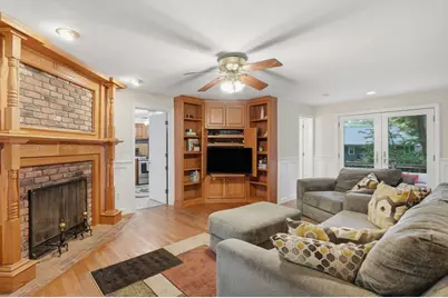 160 Twinbrooke Drive, Holden, MA 01520 - Photo 3