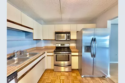 200 Cove Way #304, Quincy, MA 02169 - Photo 3