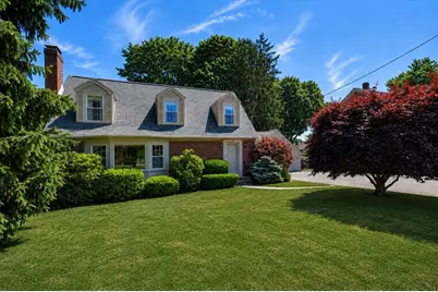 278 Common St, Walpole, MA 02081 - Photo 3