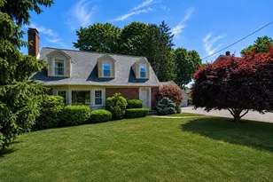 278 Common St, Walpole, MA 02081 - Photo 3