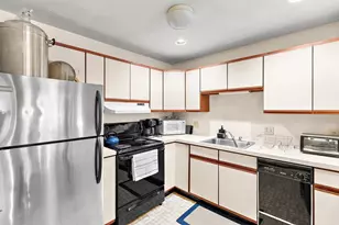 170 Highland Ave, Somerville, MA 02143 - Photo 21