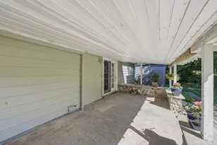 251 Shady Brook Ln, Springfield, MA 01118 - Photo 23