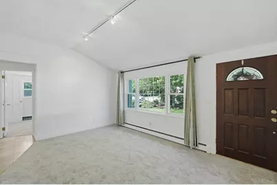 251 Shady Brook Lane, Springfield, MA 01118 - Photo 7