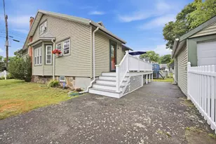 100 Broadway, Lynn, MA 01904 - Photo 3