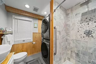 4 Laurel St, Woburn, MA 01801 - Photo 11