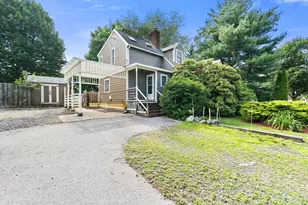 4 Laurel St, Woburn, MA 01801 - Photo 35