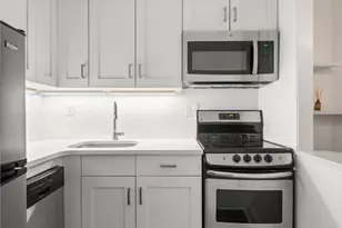 169 Beacon St, Boston, MA 02116 - Photo 7