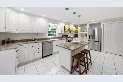 423 Washington St, Winchester, MA 01890 - Photo 13