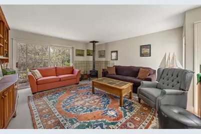 90 Comanche Dr, Falmouth, MA 02540 - Photo 9