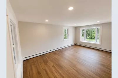 1076 Hill Street, Northbridge, MA 01534 - Photo 7