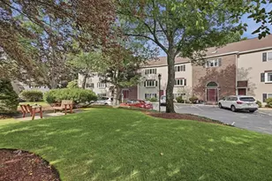 305 Salem, Woburn, MA 01801 - Photo 21
